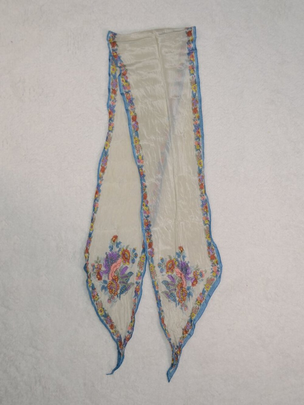Vintage sheer white floral pointed rectangle scarf